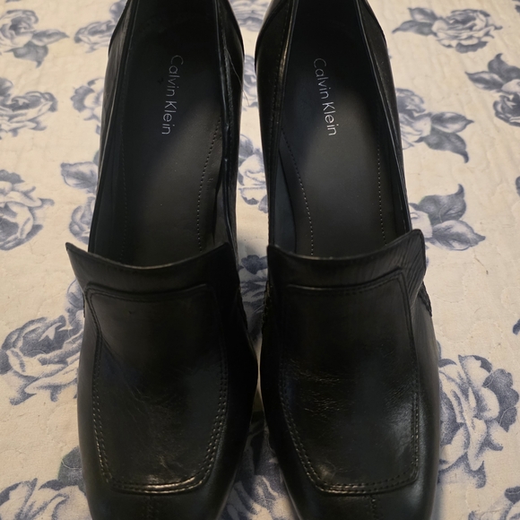 Calvin Klein Black Leather Platform Heel Pumps - Picture 15 of 15